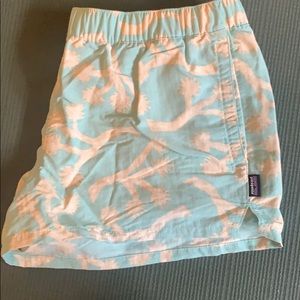 Patagonia women’s baggies